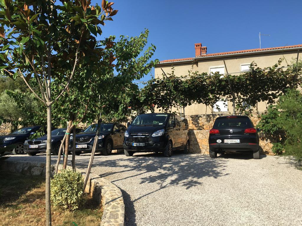 Apartments Salatic Veglia Exterior foto